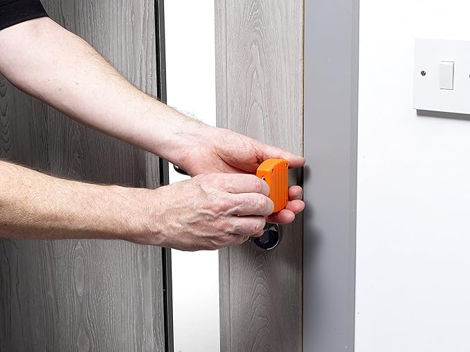 Cardea Solutions Safe-Loc Portable Door Lock Travel Lock Additional Security Lock from The Inside of The Door, Orange, Small