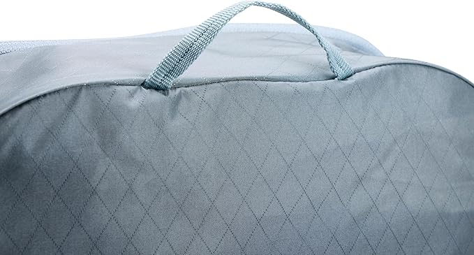 Thule Packing Cube, Size Large, Transparent Fabric, Organize bulkier Items, Easy to Pack, YKK Zippers