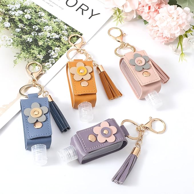 4 Pcs Handwashing Fluid Keychain Portable 30ml Refillable Leather Hand Handwashing Fluid Mini Case Holder Keychain Travel Size for Toiletry Lotion Liquid Soap Shampoo