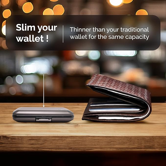 ÖGON -DESIGNS- Aluminum card holder with metal lock, RFID protection against fraud and demagnetization, compact wallet, Smart Case OSLO model