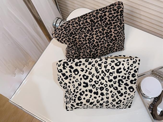 HAPPYHEIDI Leopard Print Makeup Bag with Pocket Large Cosmetic Toiletry Travel Pouch, Small Accessory Organizer Bag, Brown Cheetah, Lined, Zipper Closure, 8.5x2x6.5 Inches