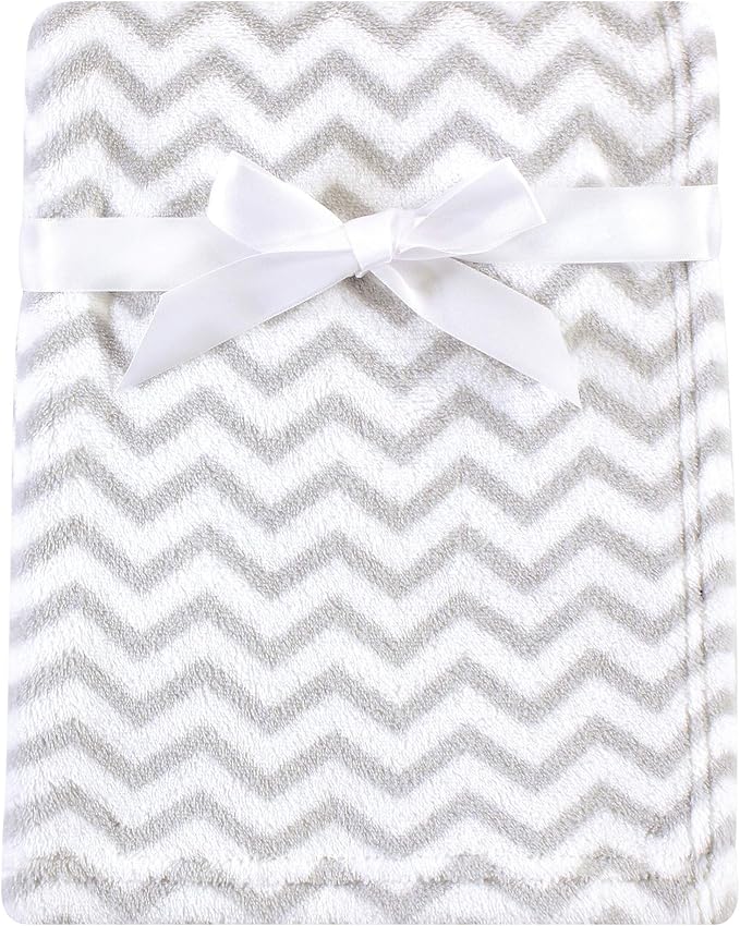 Luvable Friends Unisex Baby Coral Fleece Blanket, Gray Chevron, One Size