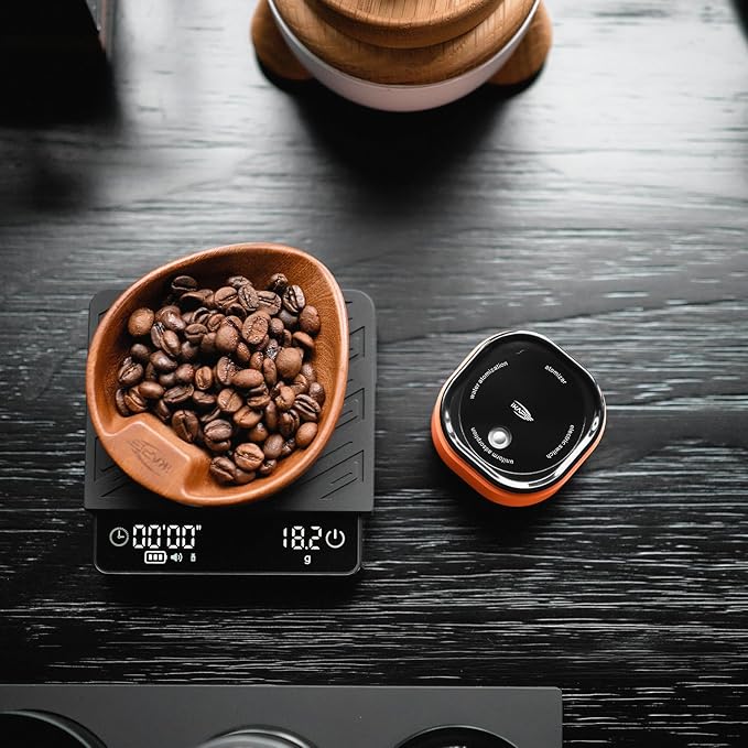 IKAPE Magnetic Rechargeable Coffee Bean Spray Bottle, 20ml Anti-Static RDT Tool for Espresso Grinders, Barista Coffee Accessories