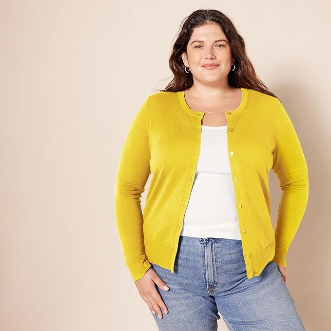 Amazon Essentials Women's Lightweight Crewneck Cardigan Sweater (Available in Plus Size)