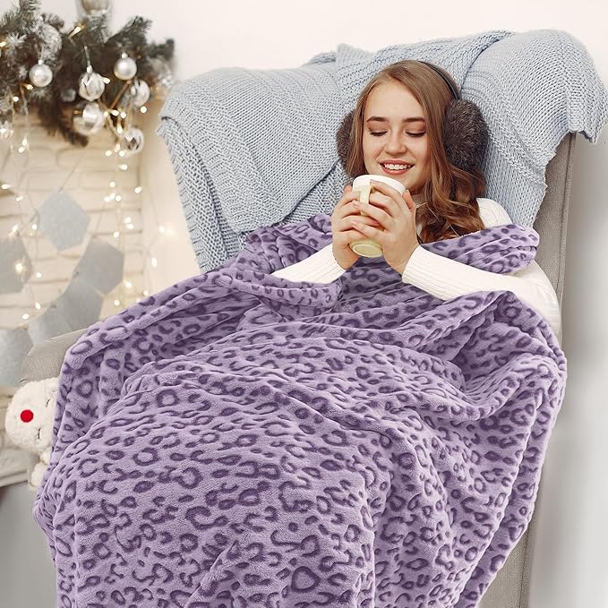 Purple Blankets for Women Mom, Soft Plush Fleece Throw Blanket for Bed Couch Travel Camping, Purple Gifts for Women Mothers Day, All Seasons Lavender Decor for Bedroom Dorm 50"x60"