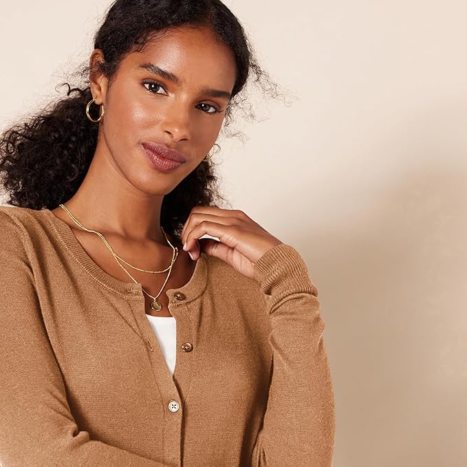Amazon Essentials Women's Lightweight Crewneck Cardigan Sweater (Available in Plus Size)