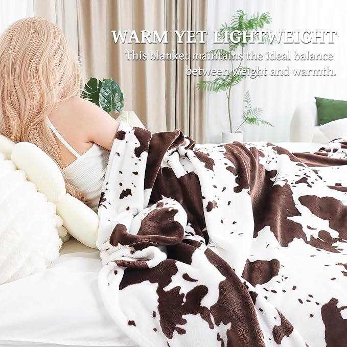 Fleece Blanket King Size, Oversized Soft Plush Cow Print Throw, Full Size Blankets for Bed Couch, Lightweight Cute Country Home Decor, All-Season Cozy Gifts for Adults Couples 90"x108"