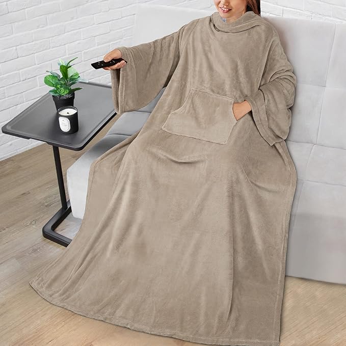 PAVILIA Blanket with Sleeves for Adult Women Men, Soft Warm Wearable Blanket Fleece Wrap Throw, Robe Blanket Gift