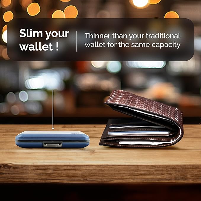 ÖGON -DESIGNS- Aluminum card holder with metal lock, RFID protection against fraud and demagnetization, compact wallet, Smart Case OSLO model