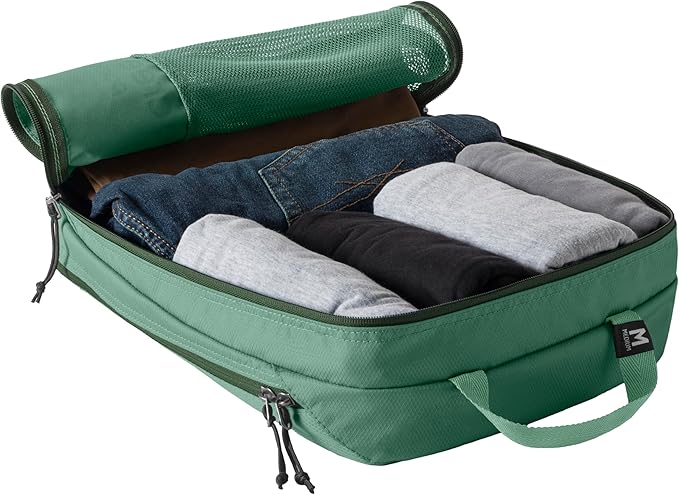 Eagle Creek Pack-It Reveal Clean/Dirty Cube M - Water-Resistant Dual Compartment Packing Cube With Internal Divider for Clean & Dirty Clothes - Travel Essentials - Willow Green