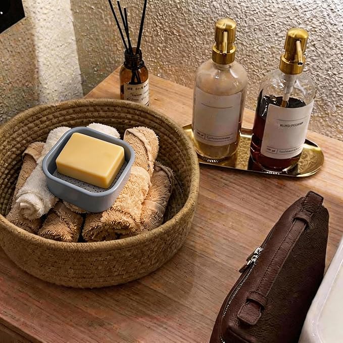 Travel Soap Case, Leakproof Soap Box Container, Square Shampoo Bar Case with Draining Layer, Slip-Resistant Portable Bar Soap Holder for Travel, Camp, Gym (Light Blue)
