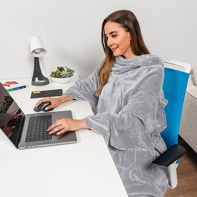 PAVILIA Blanket with Sleeves for Adult Women Men, Soft Warm Wearable Blanket Fleece Wrap Throw, Robe Blanket Gift