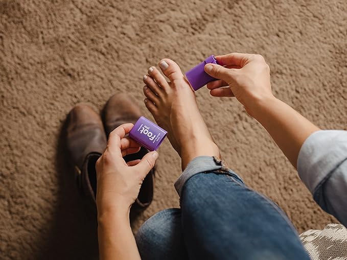 Body Glide Foot Glide Anti Blister Balm | blister prevention for heels, shoes, cleats, boots, socks, and sandals | Use on toes, heel, ankle, arch, sole and ball of foot | 0.8oz