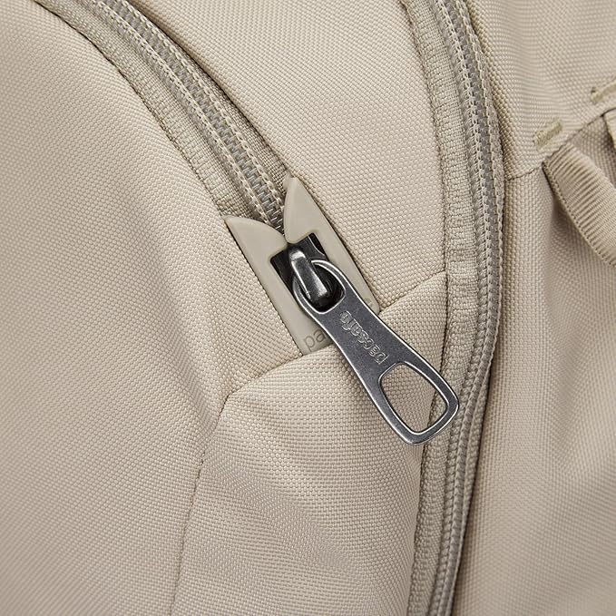 Pacsafe V 26L Tour backpack
