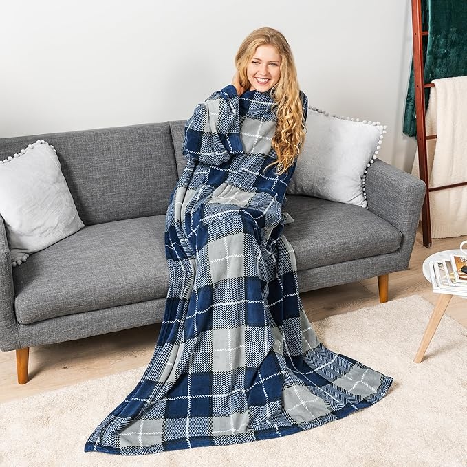 PAVILIA Blanket with Sleeves for Adult Women Men, Soft Warm Wearable Blanket Fleece Wrap Throw, Robe Blanket Gift
