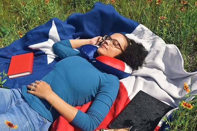 Wolf Essentials Cozy-Soft Microfleece Travel Blanket, 50x60 Inch, Lightweight, Compact, Perfect for Airplane and Car, Texas Flag