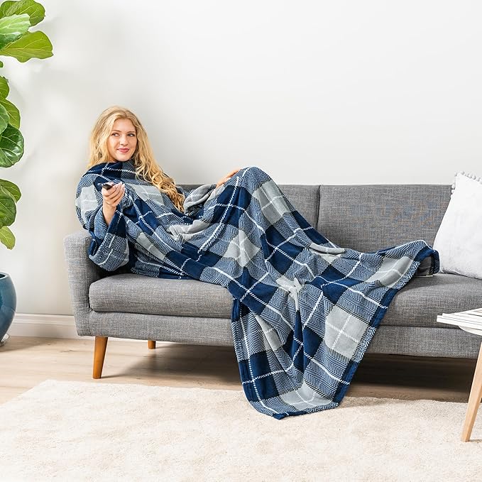 PAVILIA Blanket with Sleeves for Adult Women Men, Soft Warm Wearable Blanket Fleece Wrap Throw, Robe Blanket Gift