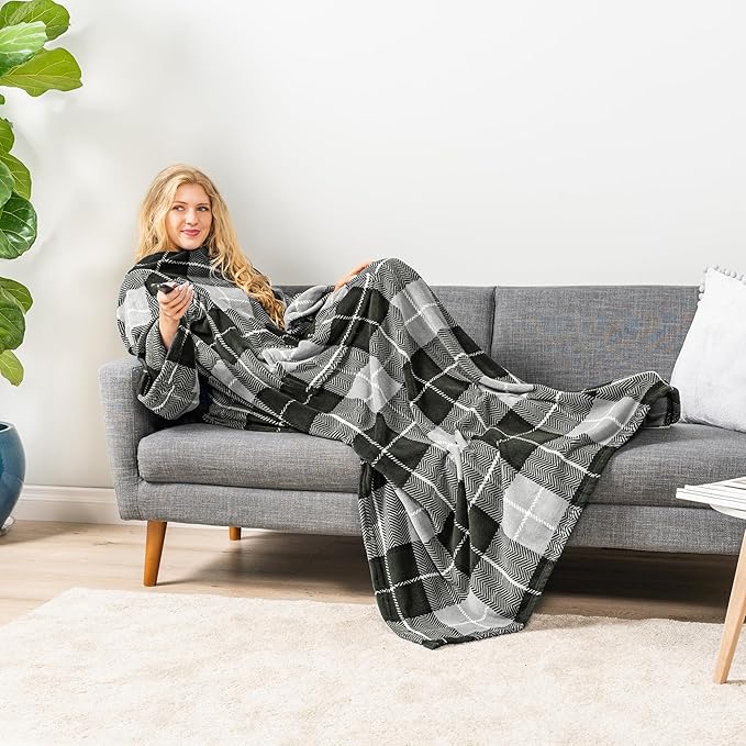 PAVILIA Blanket with Sleeves for Adult Women Men, Soft Warm Wearable Blanket Fleece Wrap Throw, Robe Blanket Gift